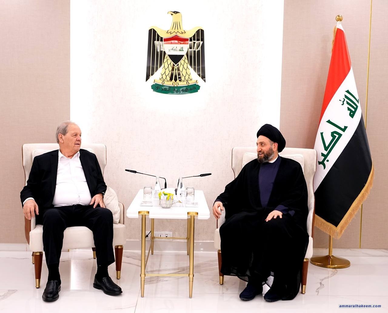 السيد الحكيم لرئيس المجلس الوطني الفلسطيني.. ندعم حق الشعب الفلسطيني في انتزاع حقوقه واقامة ارضه