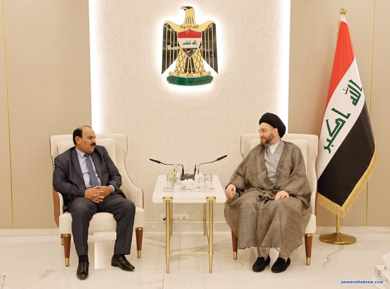 السيد الحكيم يؤكد على تحصين الشباب من الانحرافات والافكار الدخيلة