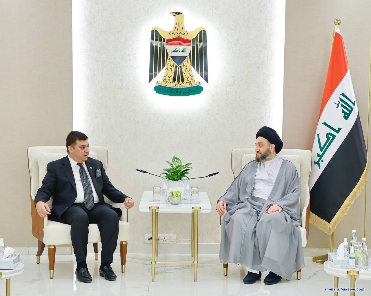 السيد الحكيم يبحث مع السفير الباكستاني العلاقات الثنائية وتنسيق المواقف على المستوى الاسلامي