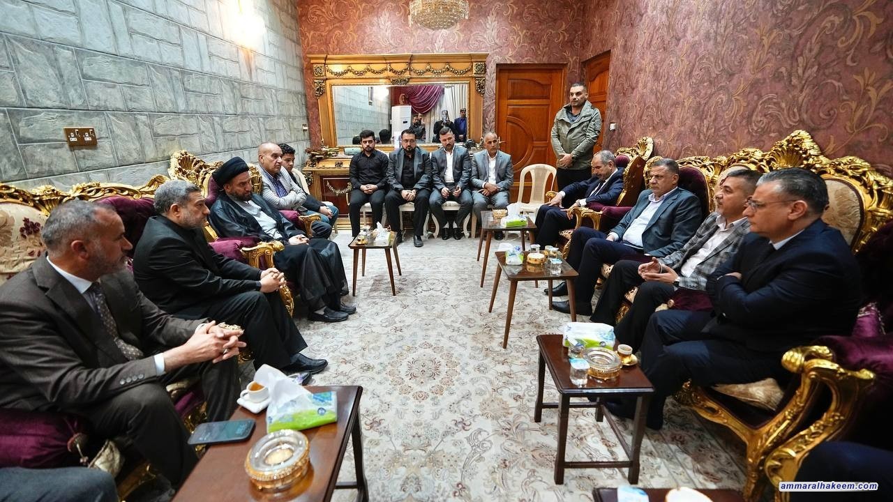 السيد الحكيم يتفقد عائلة الدكتور احمد طلال المدفعي ويدعو لحماية الكفاءات العلمية