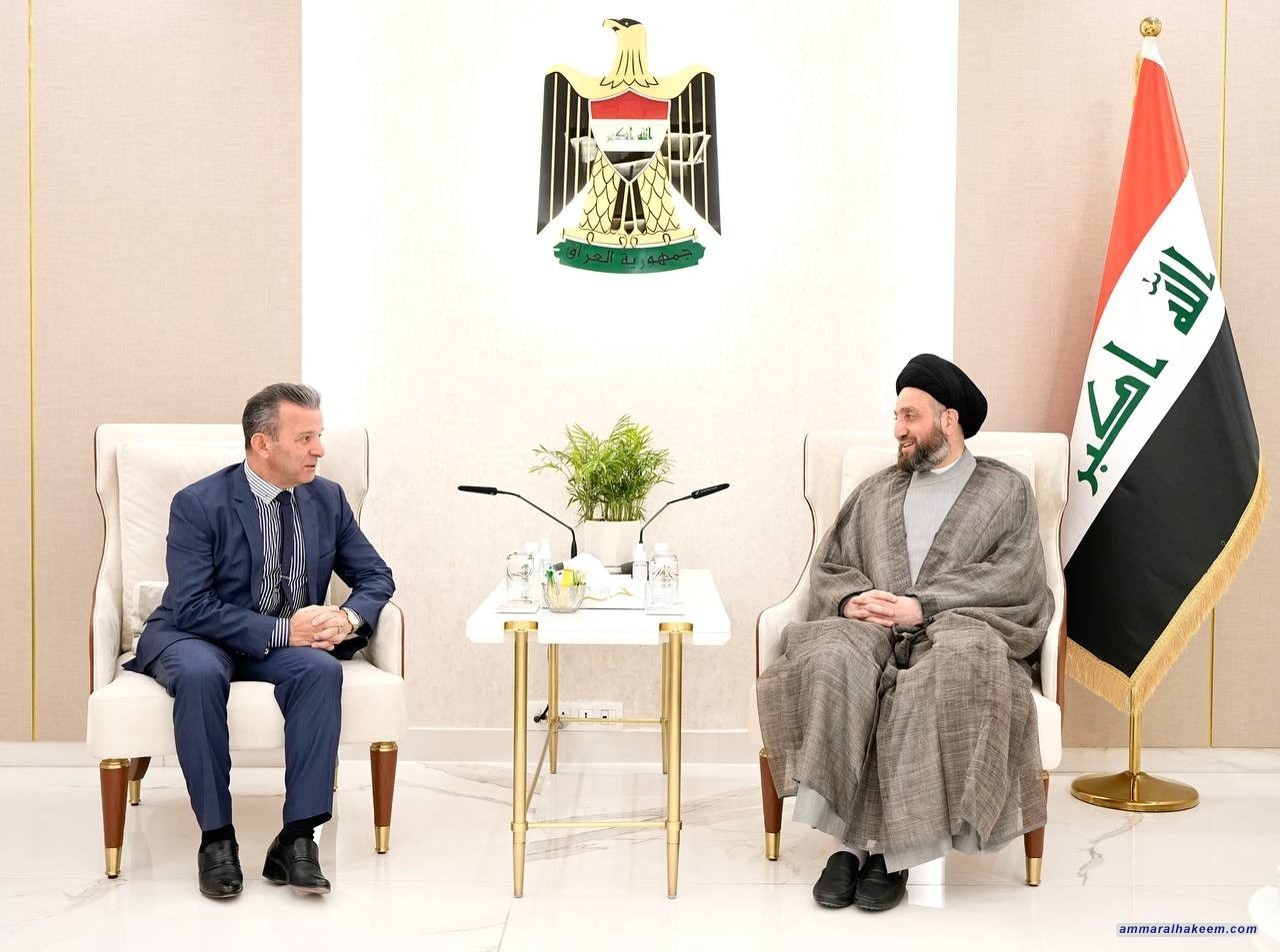 السيد الحكيم يجدد دعوته لادارة التنوع في العراق ولعودة طوعية للمسيحيين