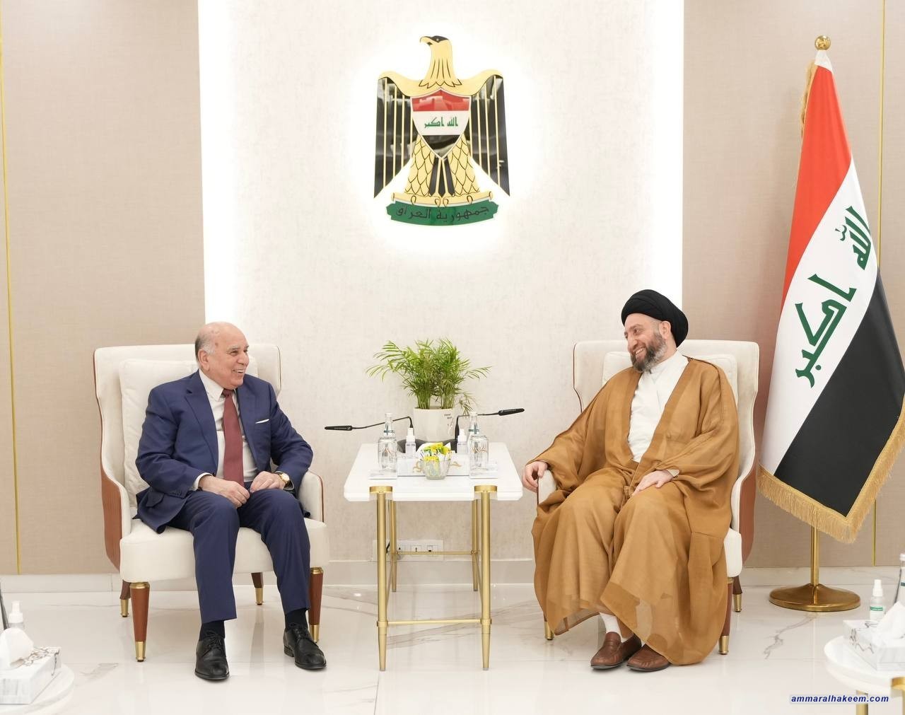 Sayyid Al-Hakeem receives Exterior Minister, affirms supporting government’s program implementation
