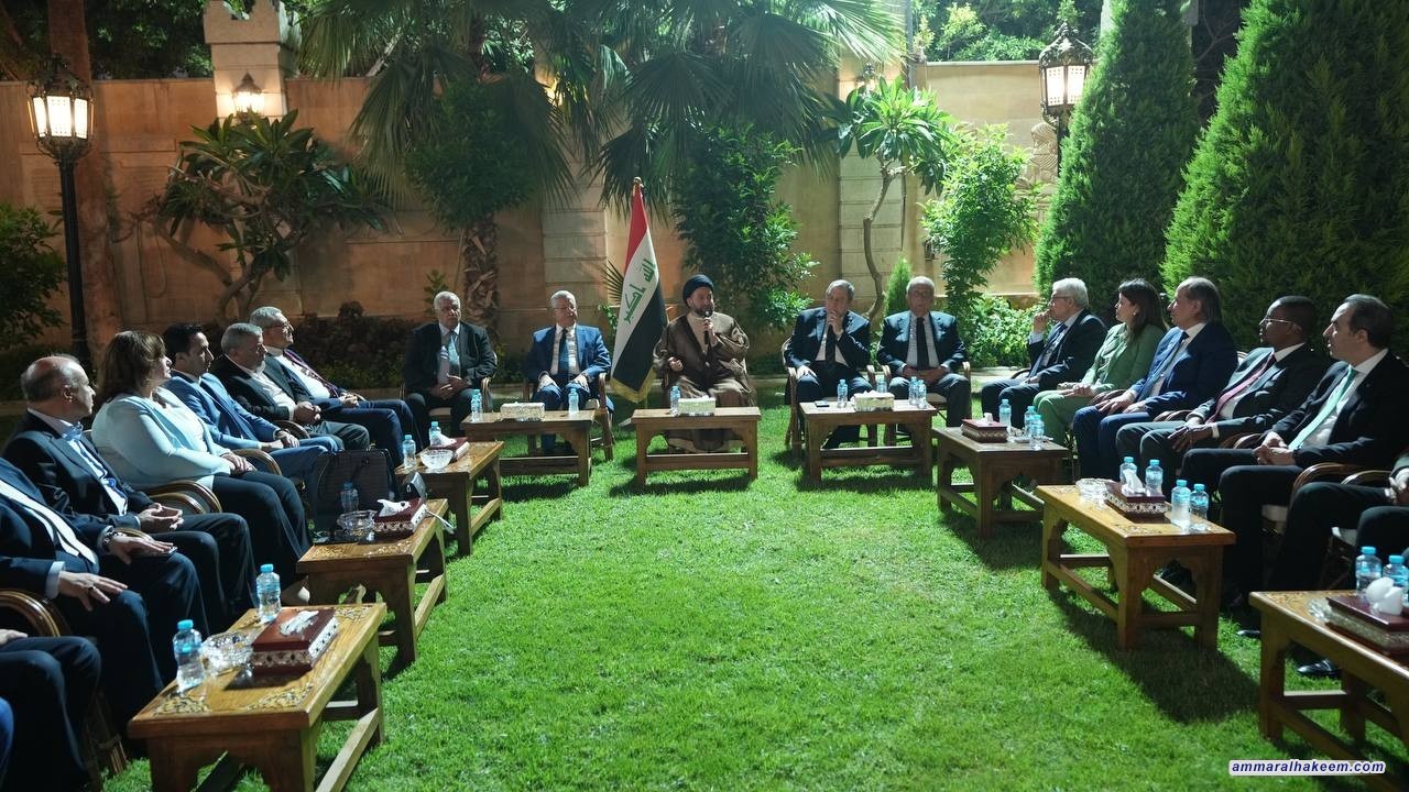 السيد الحكيم يشدد على ضرورة وحدة الأمة العربية والانتقال إلى الشراكات الاقتصادية