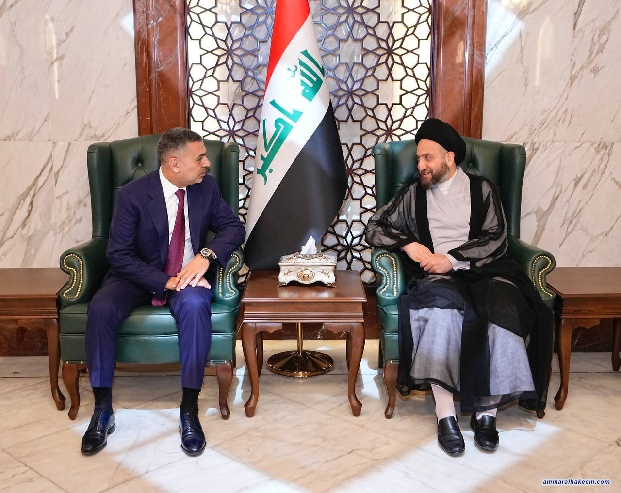 السيد الحكيم يلتقي محافظ البصرة اسعد العيداني