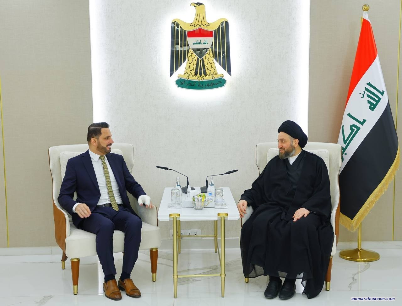 سەماحەتی حەكیم داوای گفتوگۆ نێوان حكومەتی ناوەندی و حكومەتی هەرێم و هێزە سیاسییەكان دەكات بۆ ئەوەی هەموو كێشە هەڵپەسێردراوەكان چارە بكرێت