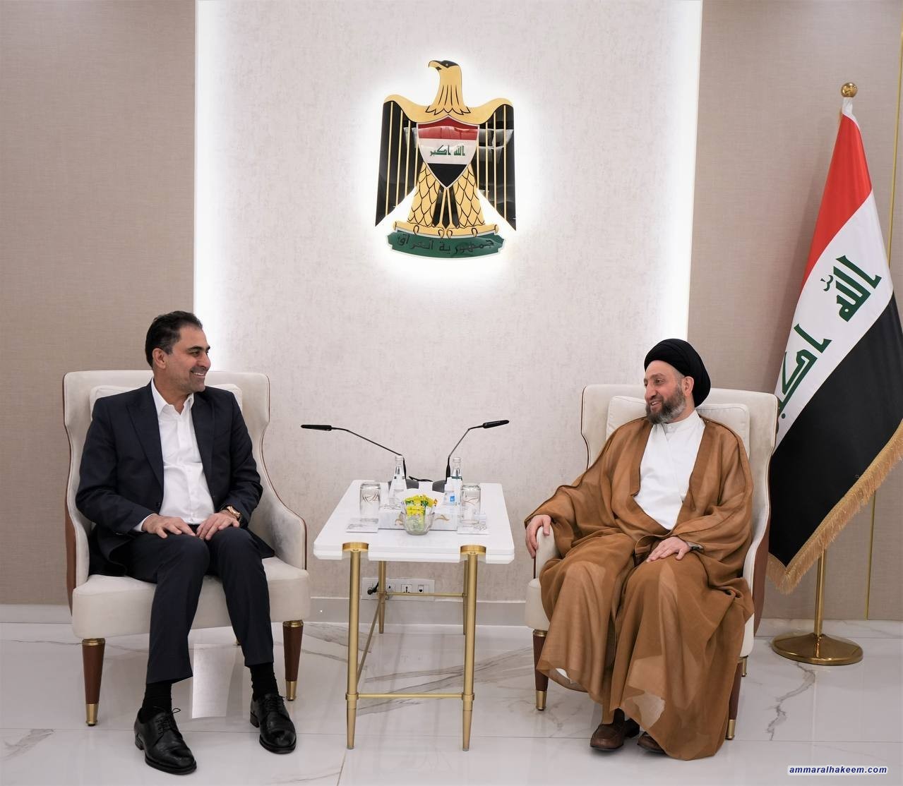 السيد الحكيم يدعو لجدولة القوانين المهمة في الفصل التشريعي القادم