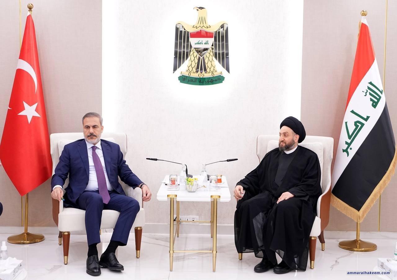 ءSayyid Al-Hakeem receives Turkish Foreign Minister, calls to transform Baghdad-Ankara relationship to political & economic partnership, hope Turkey increase water release
