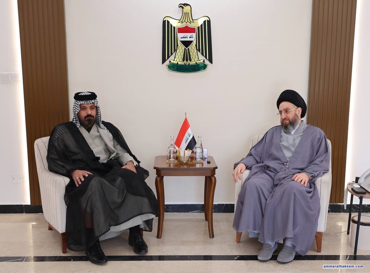 السيد الحكيم يشدد على خدمة أهالي ذي قار ويدعو العشائر العراقية فيها للمساهمة الفاعلة في الحفاظ على الاستقرار