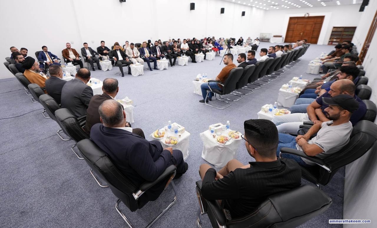 Sayyid Al-Hakeem meets Faili Kurds delegation, calls for component unity