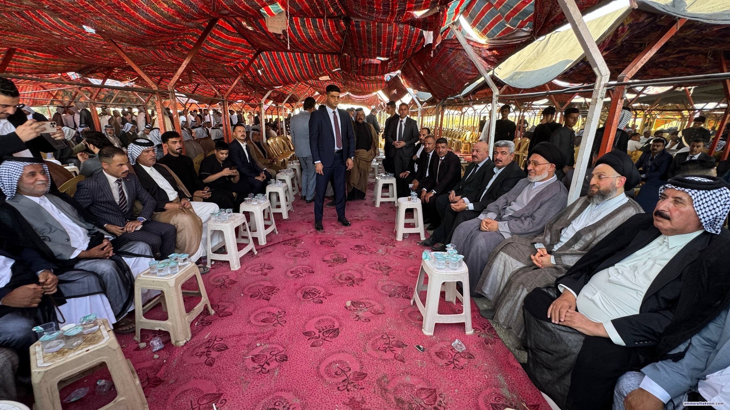 السيد الحكيم يقدّم التعازي لقبيلتي الميال والجبور في الديوانية بوفاة السيد صلال الميالي والشيخ فاهم الجبوري