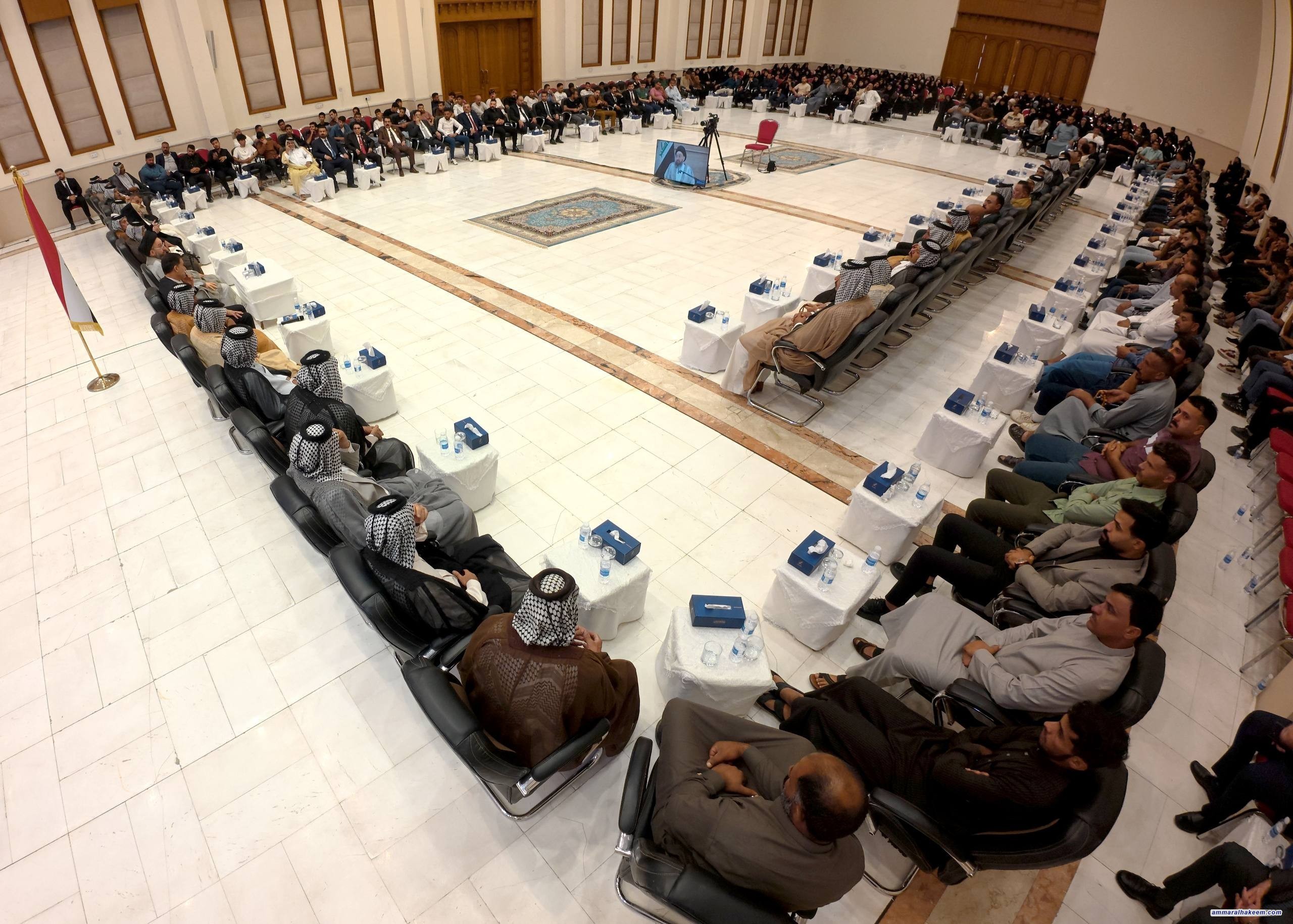 Sayyid Al-Hakeem Meets Dhi Qar Dignitaries, Elites: Emphasis on Democracy, Freedom, Services, and Moderation