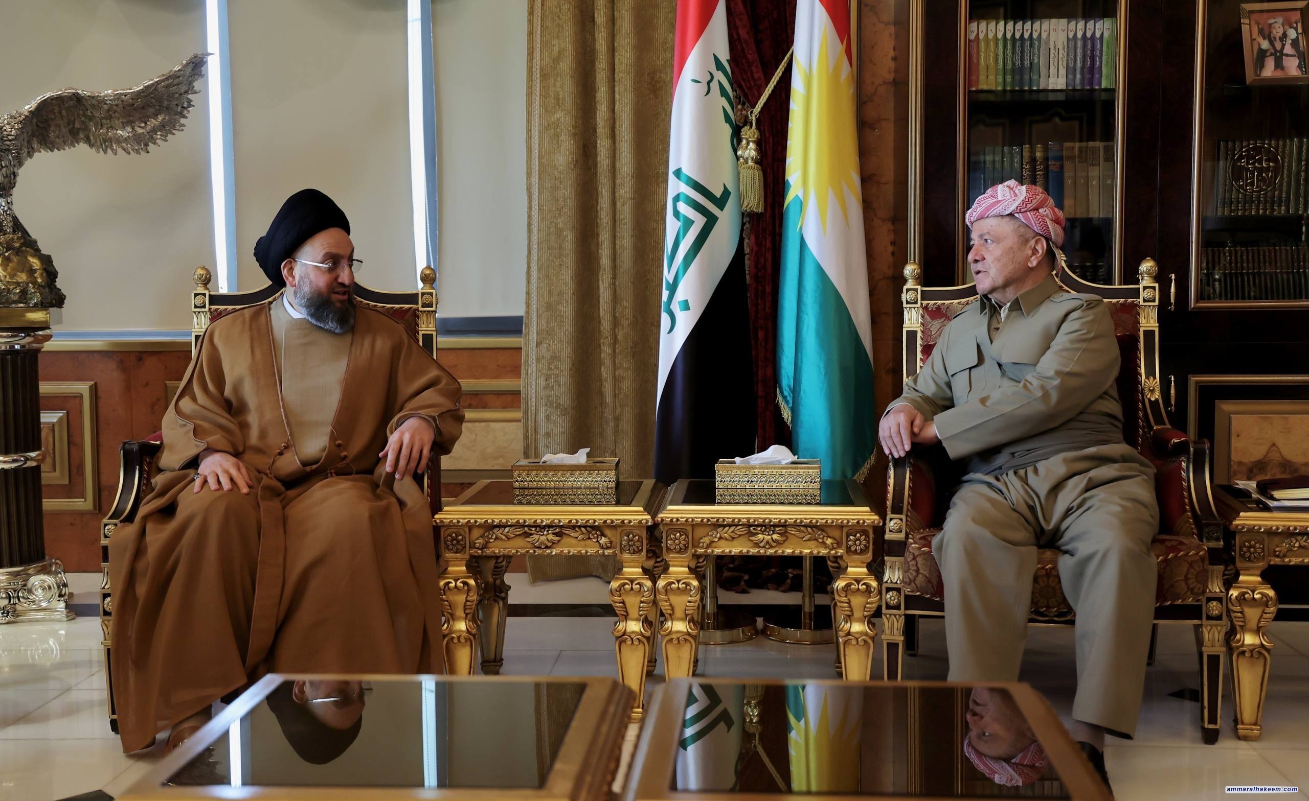 السيد الحكيم يلتقي الرئيس بارزاني: الانتخابات فرصة تاريخية والاستقرار يتطلب الحوار وحل الإشكالات بين بغداد والإقليم
