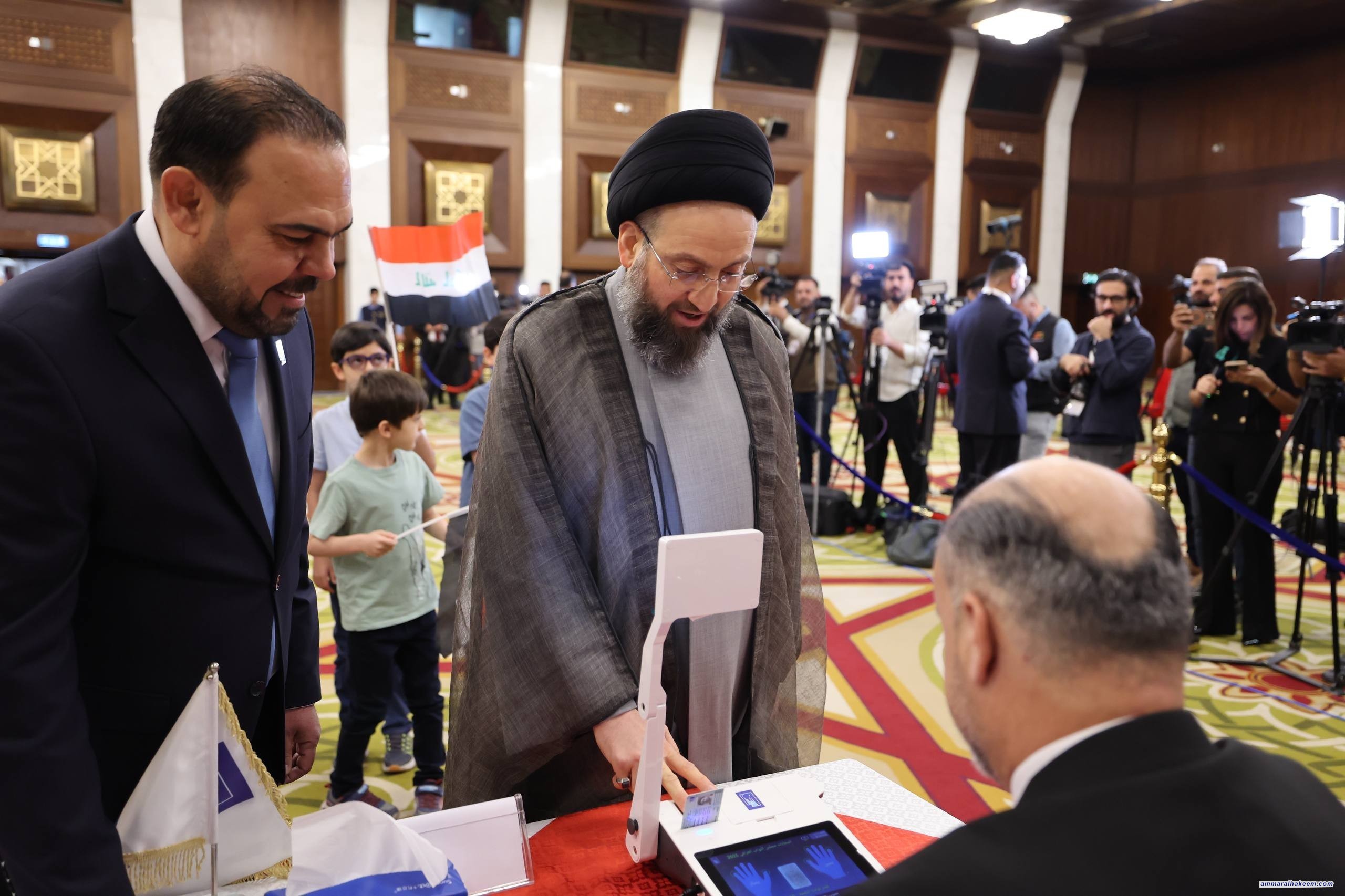 سەید حەكیم داوا لە عێراقییەكان دەكات بەفراوانی بەشداری بكەن و دەڵێت : دەنگەكانی گەل ئەمانەتێكی مێژوویین