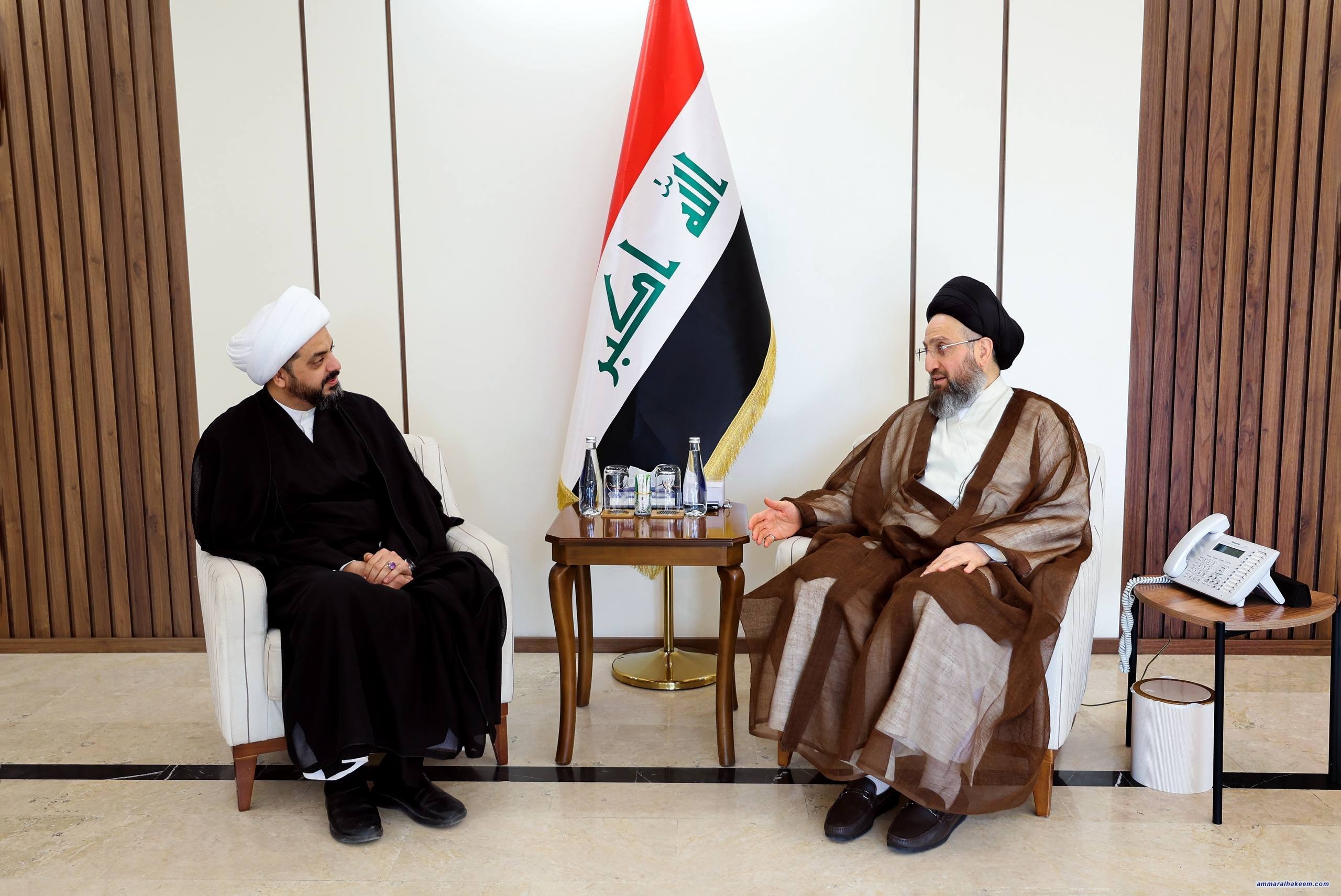 السيد الحكيم: الالتزام بالمدد الدستورية يعزز الاستقرار ويحفظ ثقة المواطنين