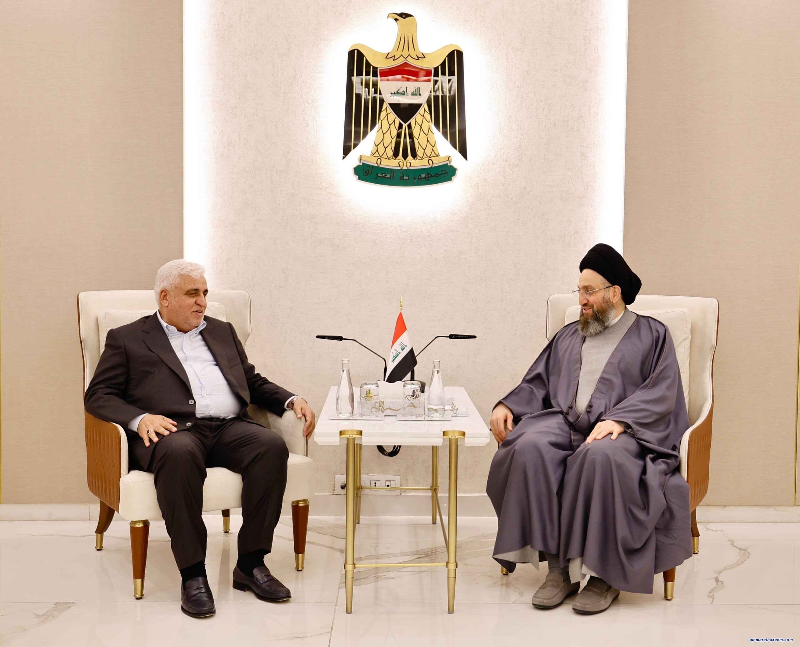 السيد الحكيم يستقبل وفد ائتلاف الإعمار والتنمية برئاسة الفياض ويؤكد ضرورة توحيد الإطار التنسيقي وحسم الاستحقاقات الدستورية