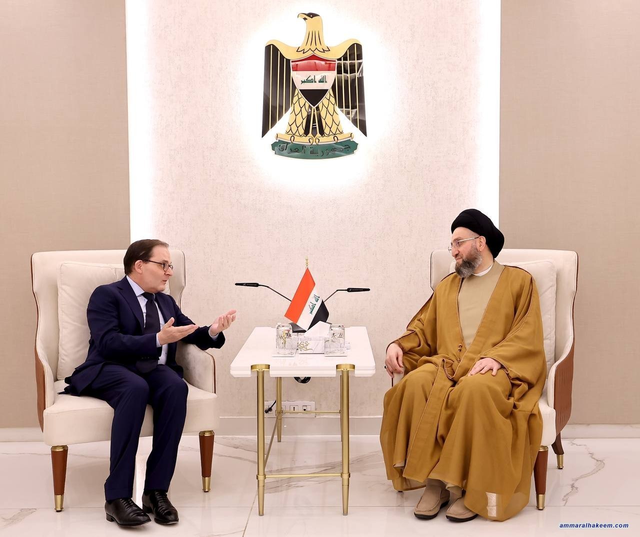 Sayyid Al-Hakeem Meets French Center for Political and Foreign Affairs’ president to Discuss Iraq, Regional Political Developments