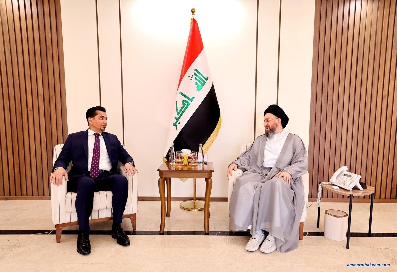 السيد الحكيم يلتقي معالي وزير النقل ويشيد بجهود الوزارة في خدمة المواطن وتطوير البنى التحتية