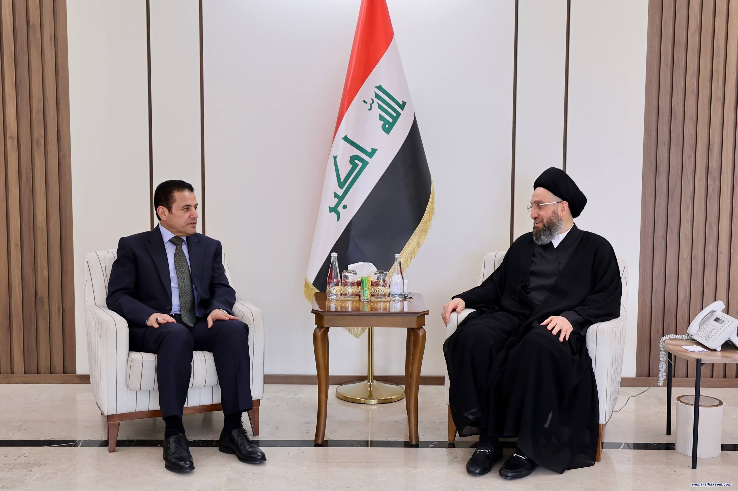 السيد  الحكيم يبحث مع مستشار الأمن القومي قاسم الأعرجي سبل تطوير المنظومة الأمنية ويؤكد على أهمية الأمن الانتخابي