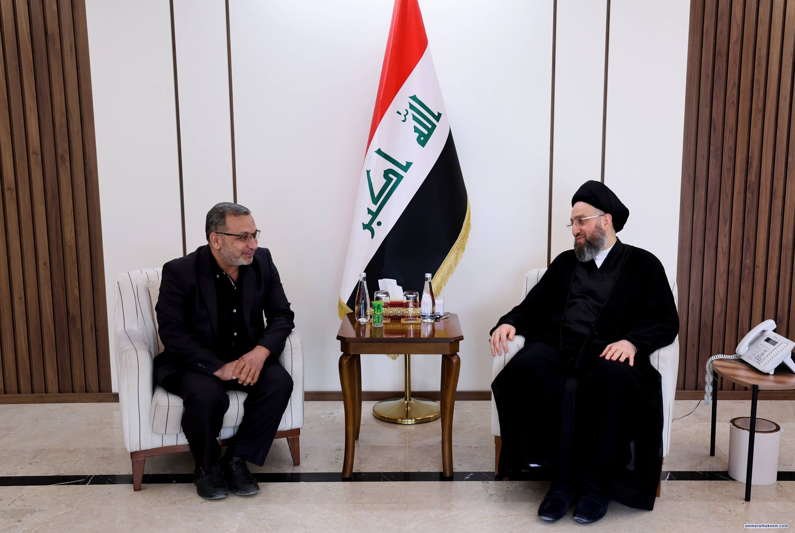 السيد الحكيم يشيد بإنجاز شباب العراق في مجال الذكاء الاصطناعي ويؤكد دعمه للمبادرات الرقمية الهادفة