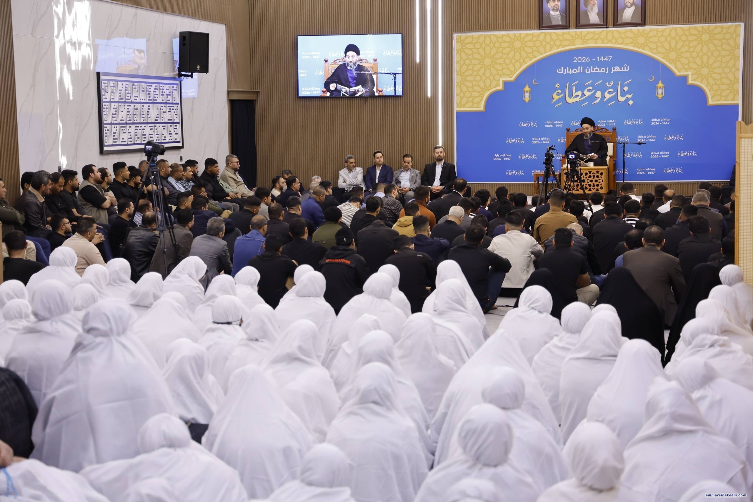 السيد الحكيم: الإنفاق مسؤولية اجتماعية ومن حقائق الإيمان في ضوء رسالة الحقوق