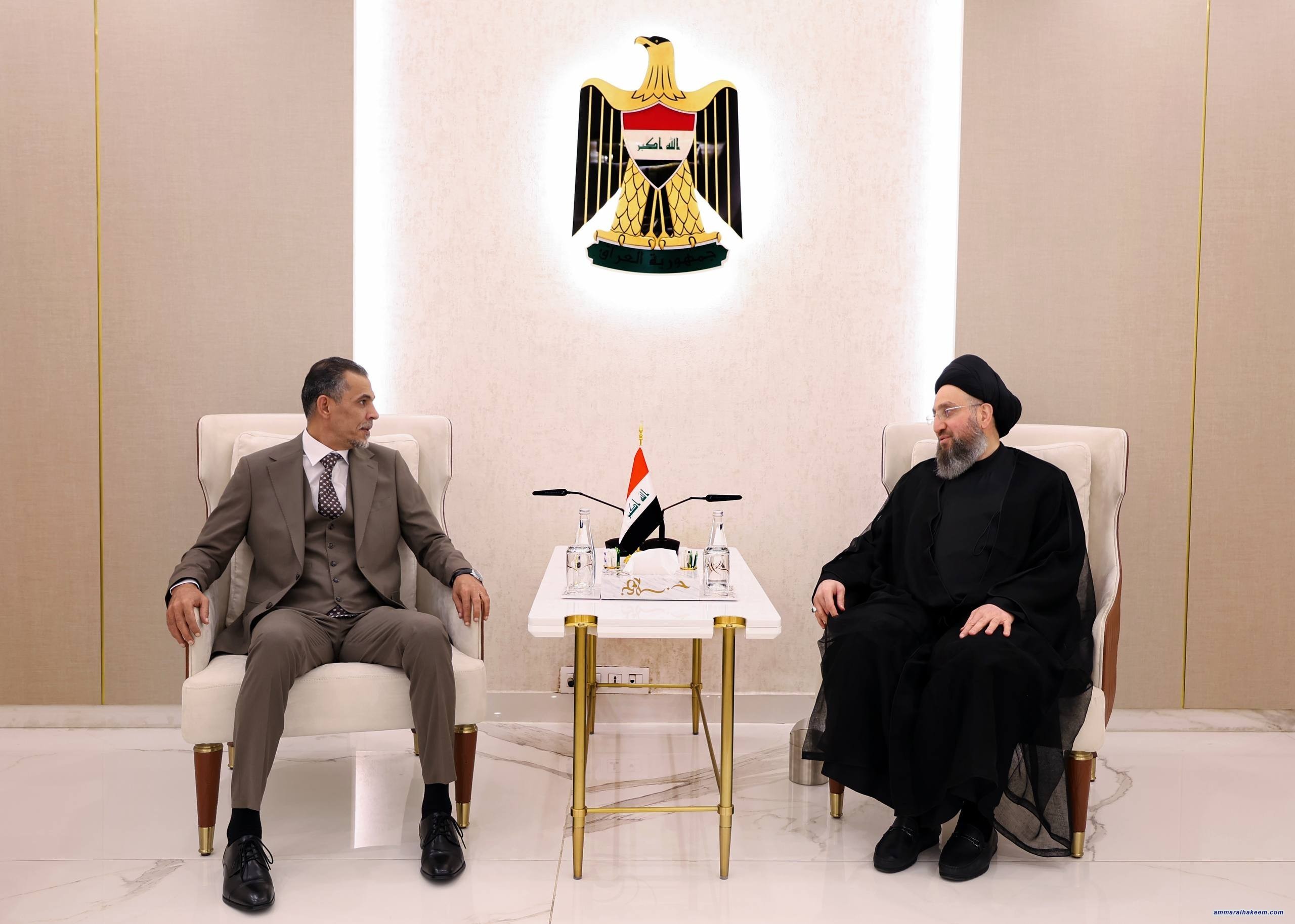 السيد الحكيم يؤكد أهمية تطوير الكرة العراقية والاهتمام بالفئات العمرية استعدادًا للاستحقاقات المقبلة