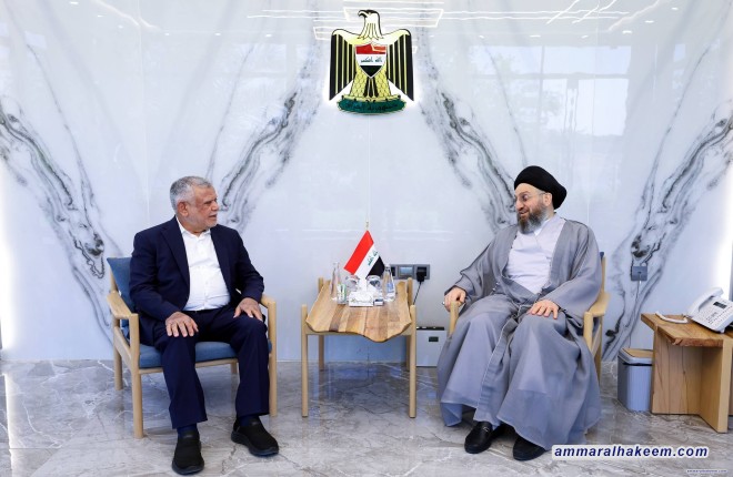 السيد الحكيم يدعو إلى إقرار القوانين التي تمس حاجات المواطنين في الظرف الاقتصادي