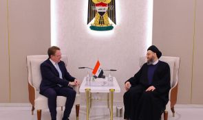 السيد الحكيم يلتقي السفير الفرنسي ويناقش التطورات الإقليمية وتشكيل الحكومة